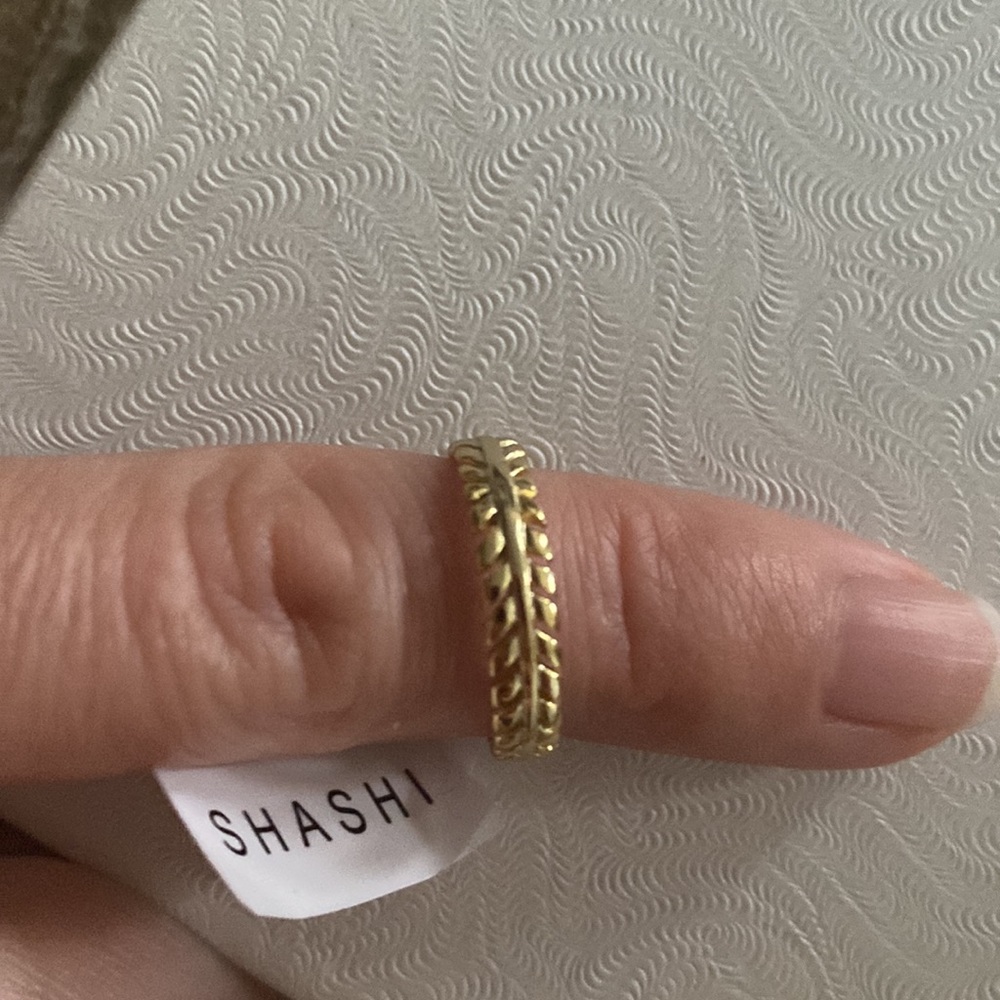 SASHI gold tone ring